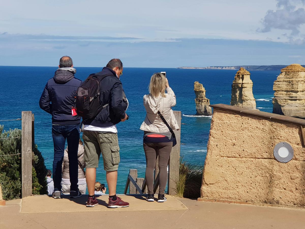 Twelve Apostle's lookout