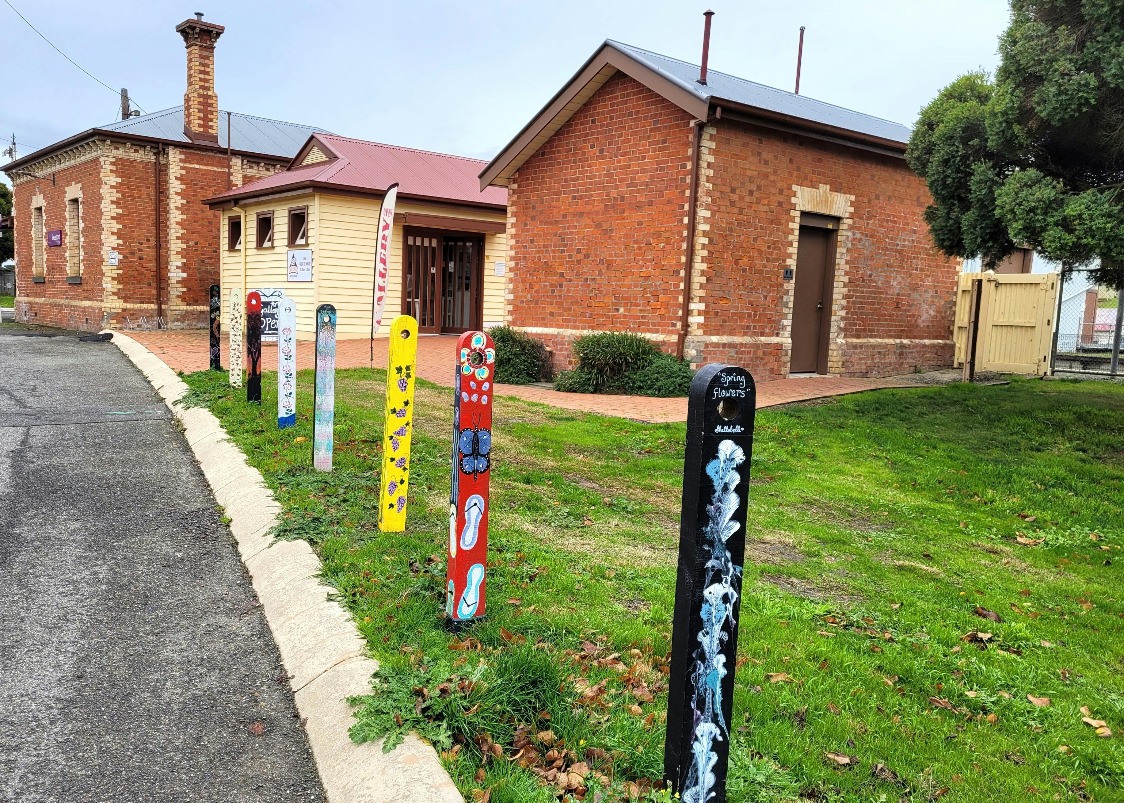 Exterior of Art Trax