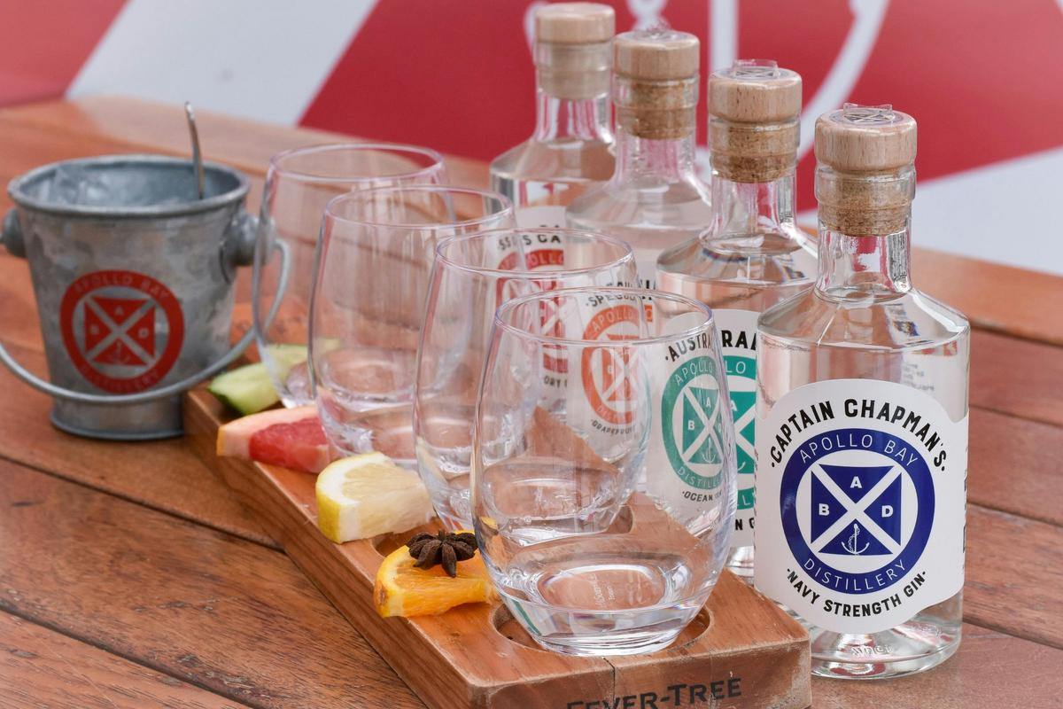 Gin tasting paddle apollo bay distillery