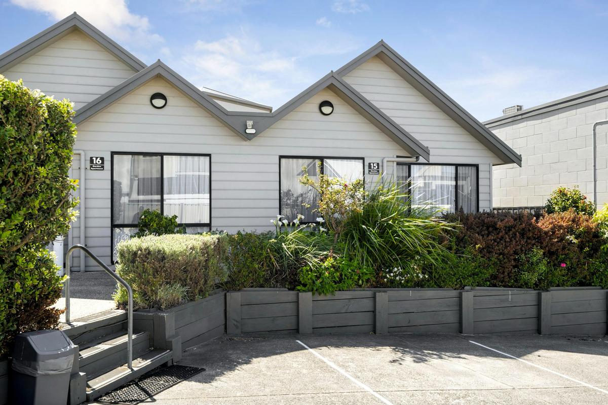 Two Bedroom Garden Apartment