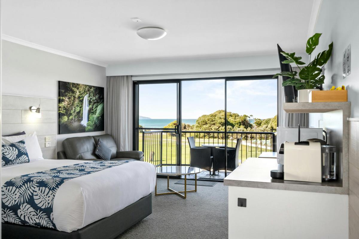 Ocean View Spa Room