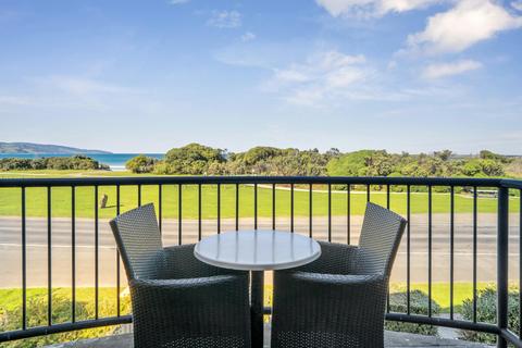 Ocean View Spa Room