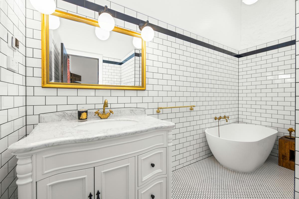 Master Bedroom Ensuite