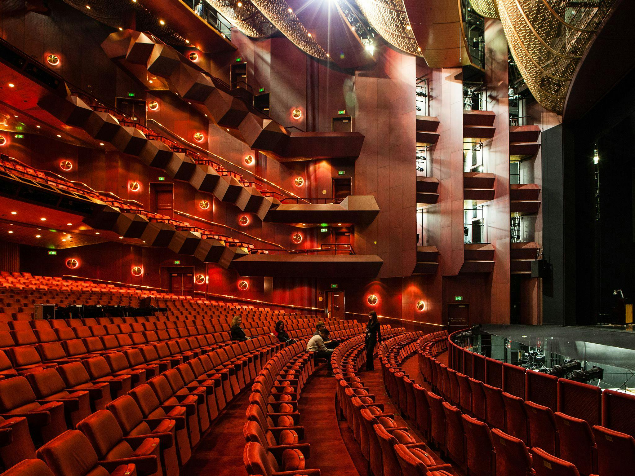 Theatres & Exhibition Tour Arts Centre Melbourne