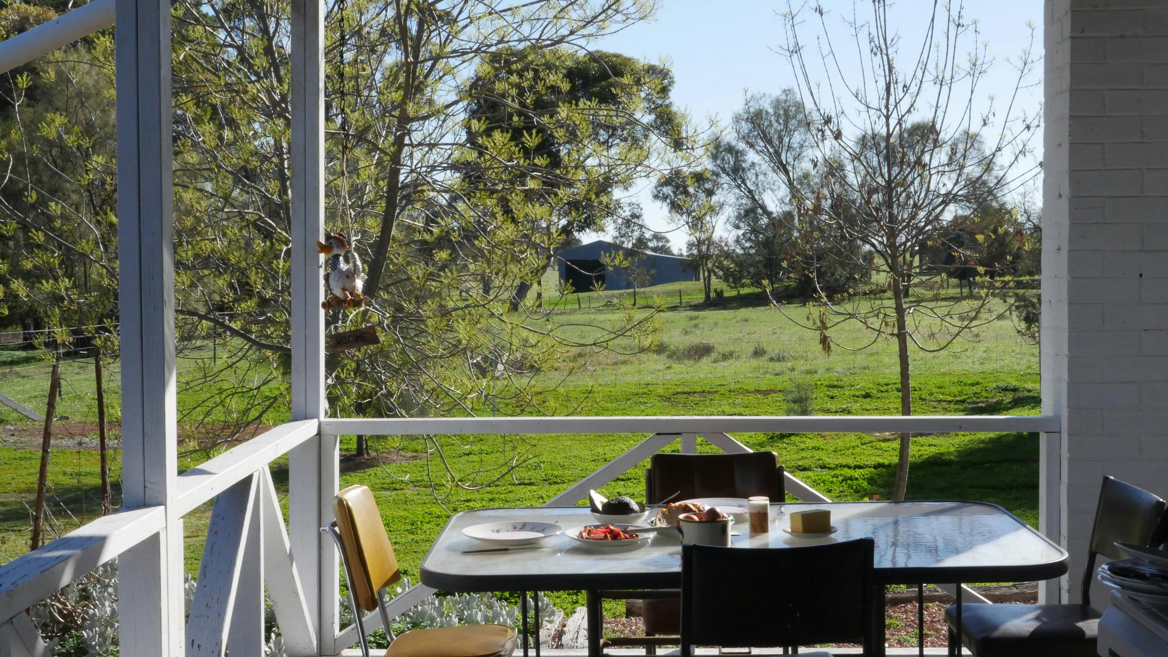 Breakfast on the verandah at Argyle House