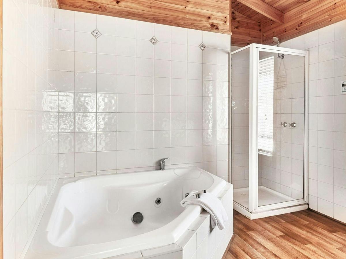 Spa Cottages