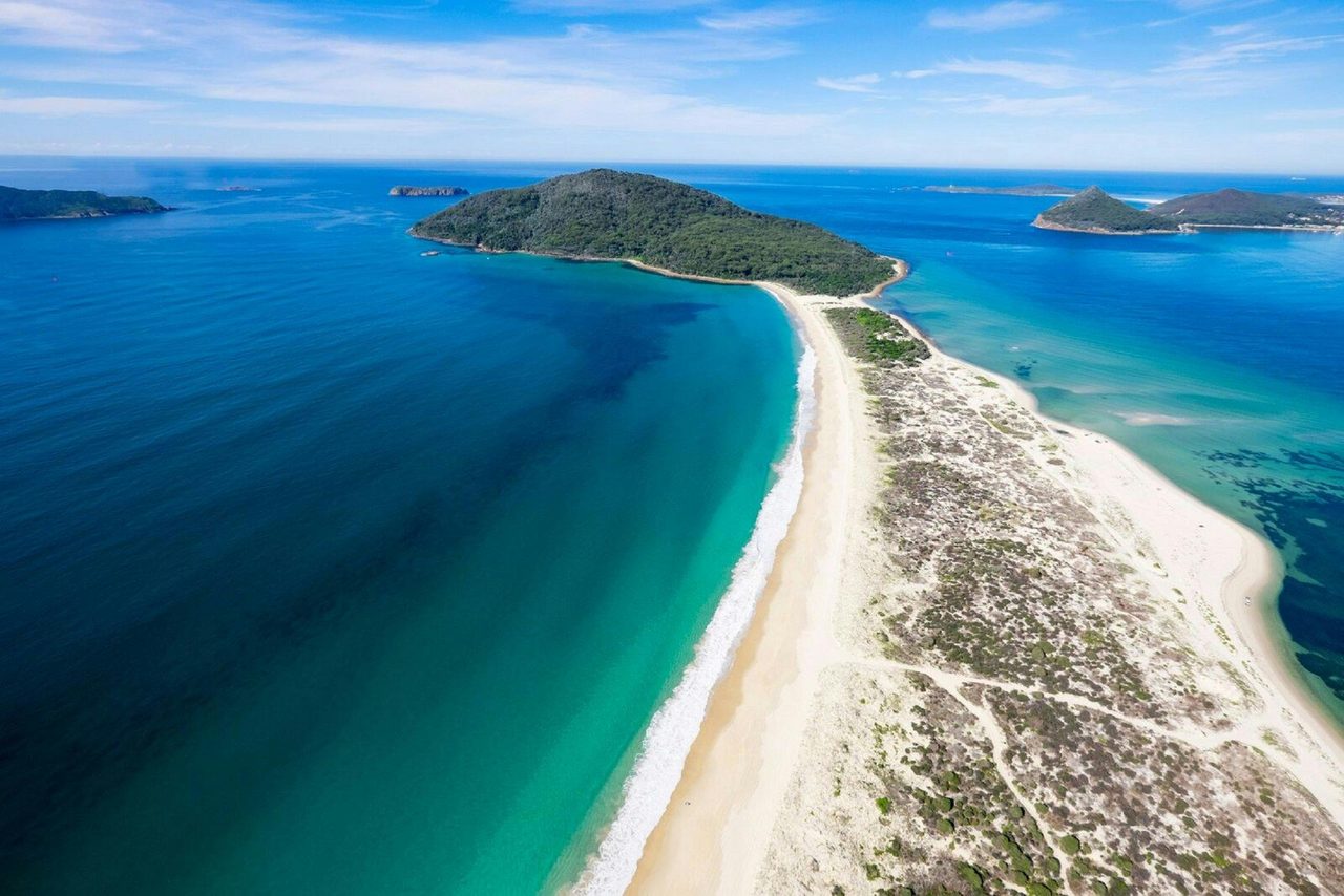 Hawks Nest Beach