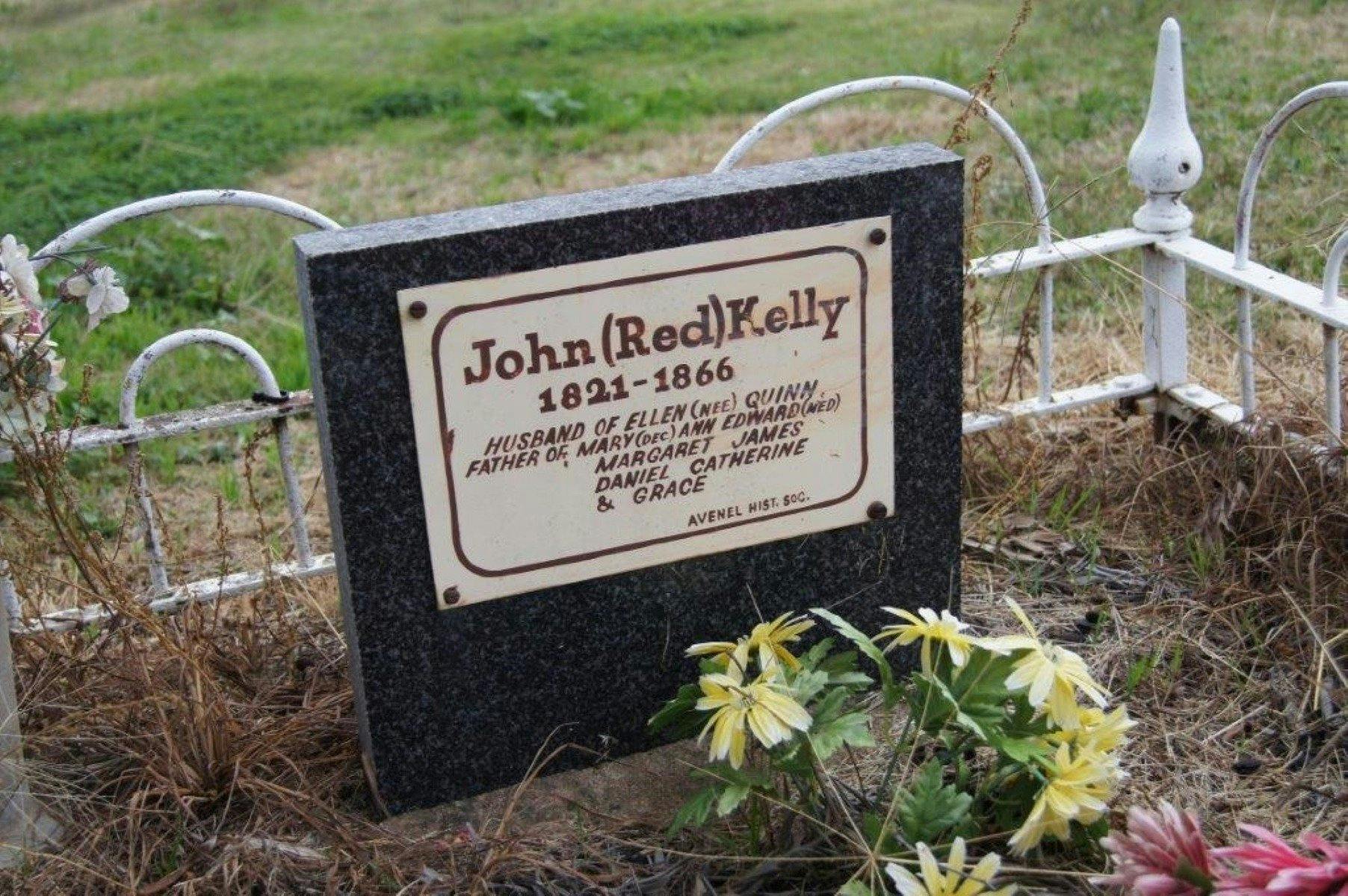 John Red Kelly grave