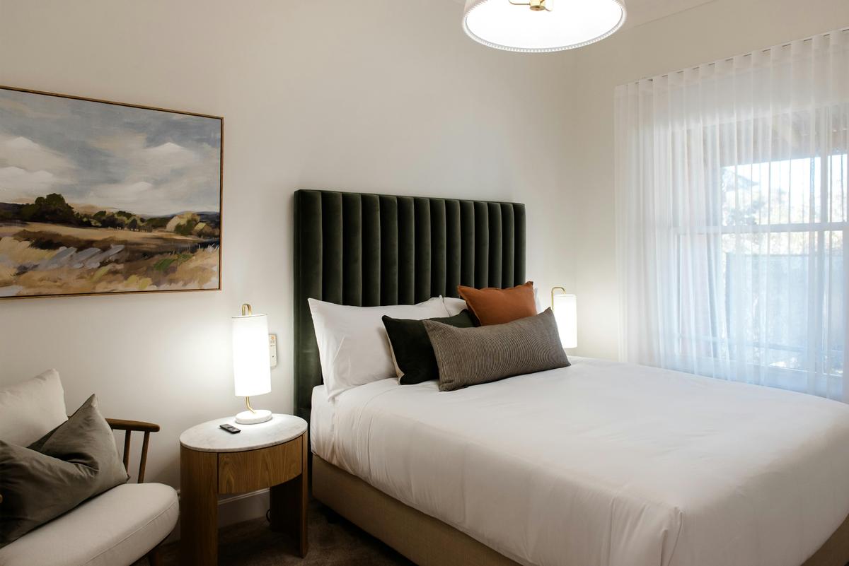 Ovens House Master Bedroom Wangaratta