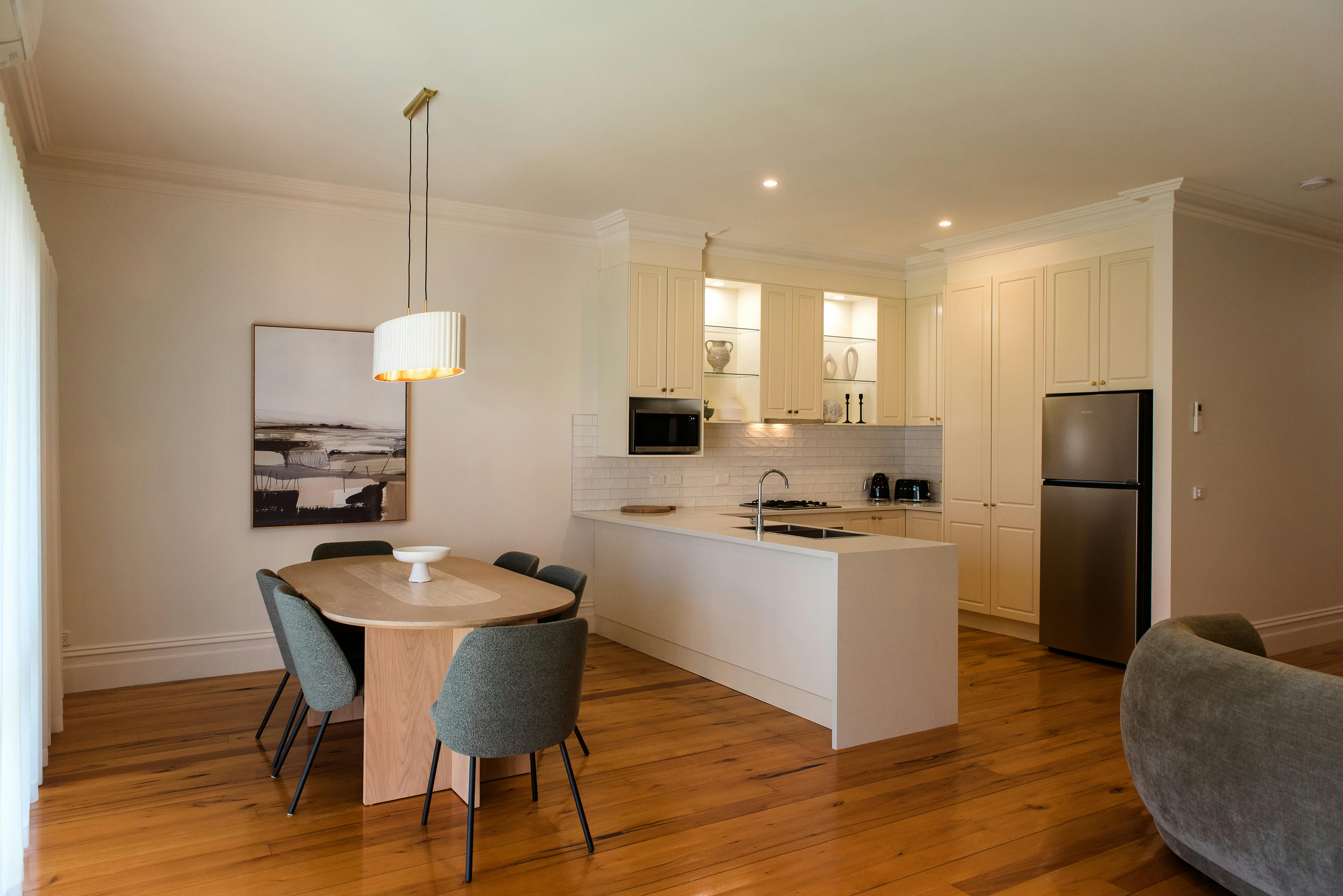 Dining Room and Kitchen at Ovens House Wangaratta
