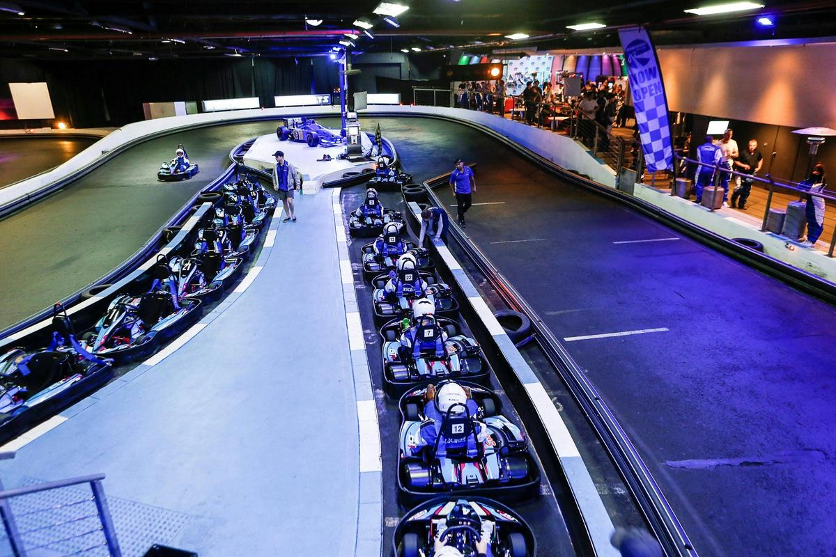 Track and Pitlane at Auscarts Racing