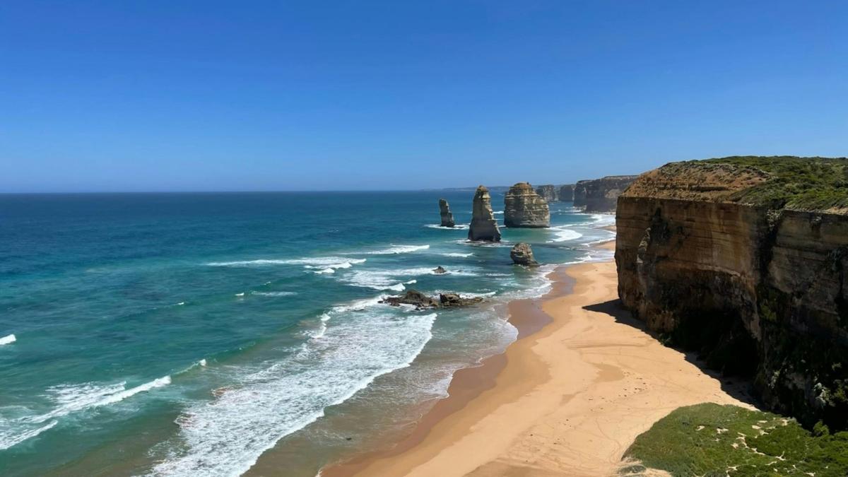 12 Apostles