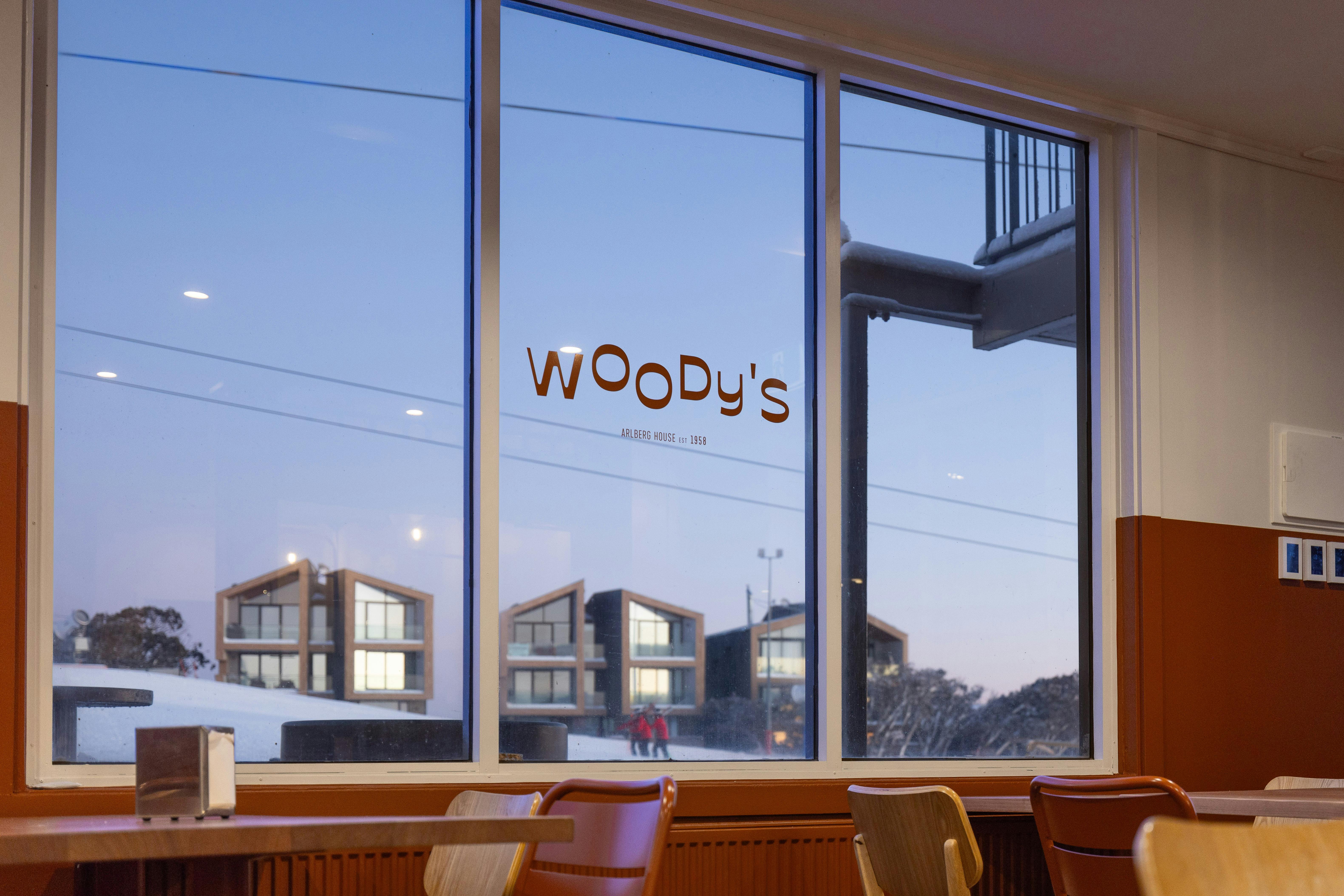 Woody's Cafe