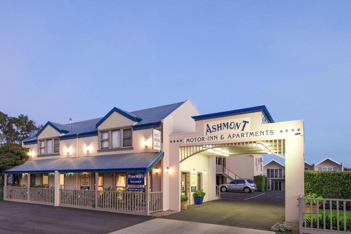 The Ashmont in the centre of Port Fairy