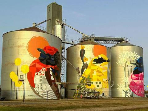 Arts Rutherglen Sculpture and Portal Trail