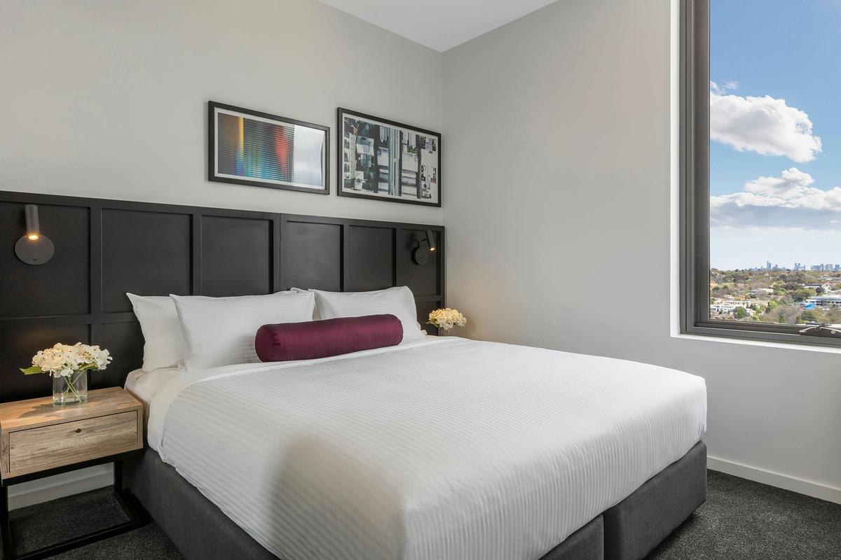 Avani Melbourne Box Hill Residences-1 Bedroom Suite-Bedroom-2-HR