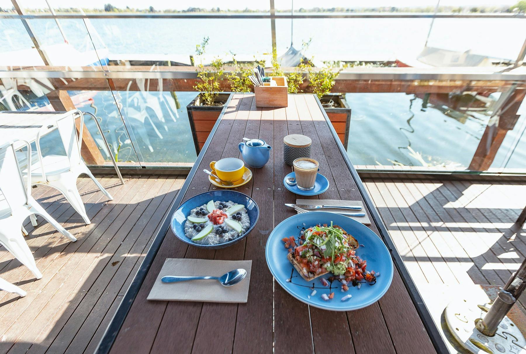 Breakfast at the Yachty