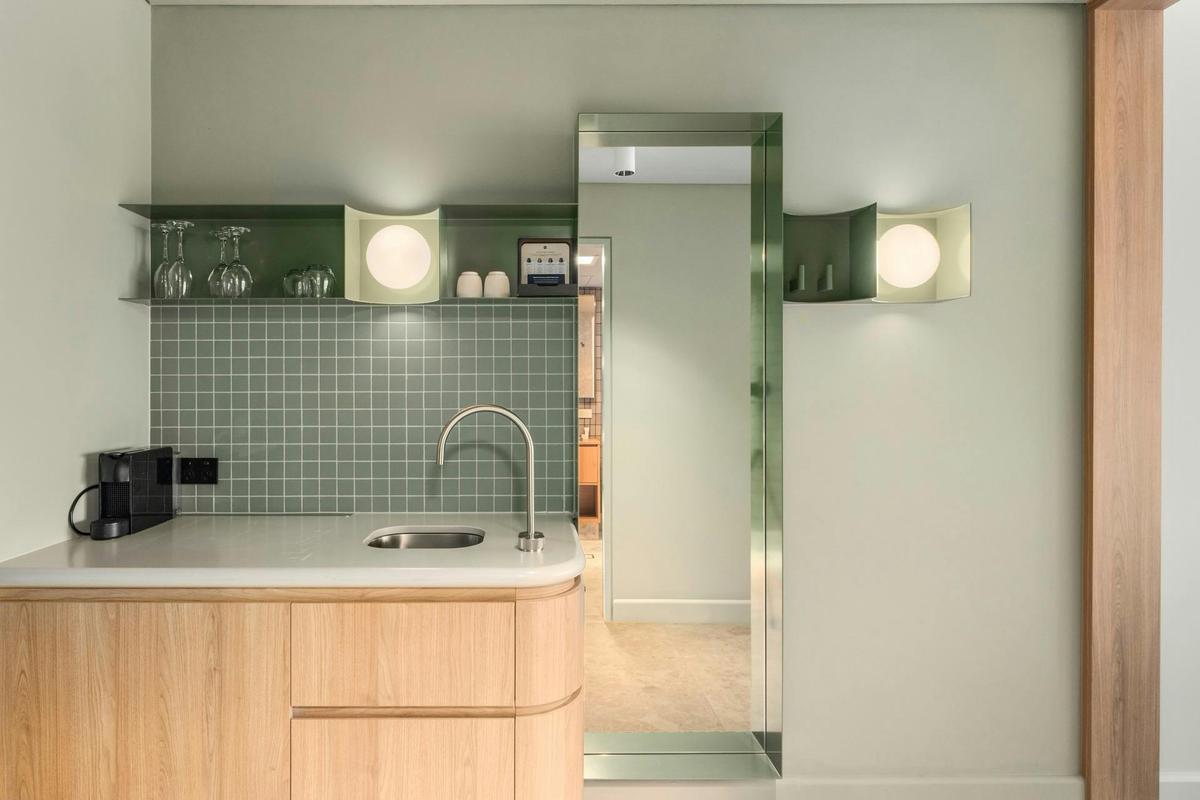 One Bedroom Suite Kitchenette