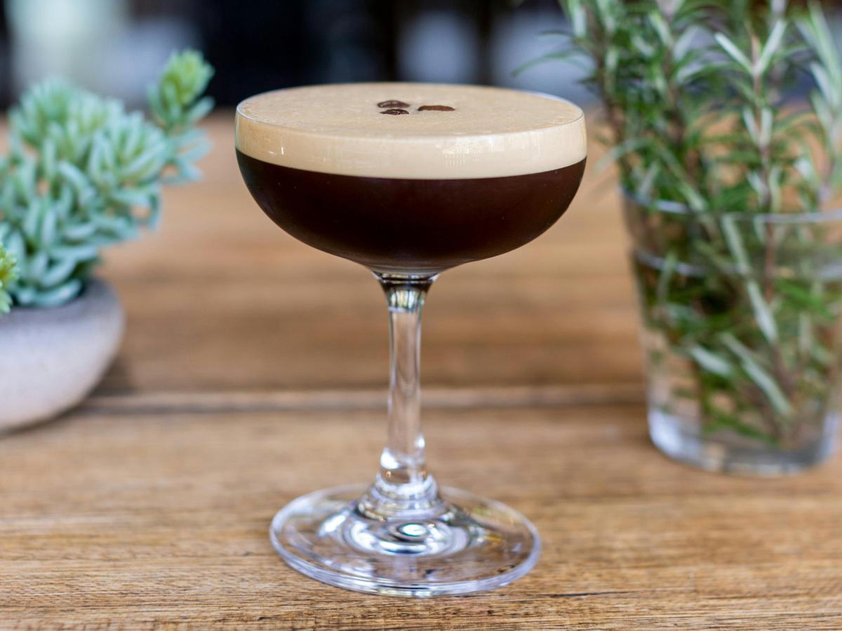 Range of cocktails and mocktails to suit all tastes!