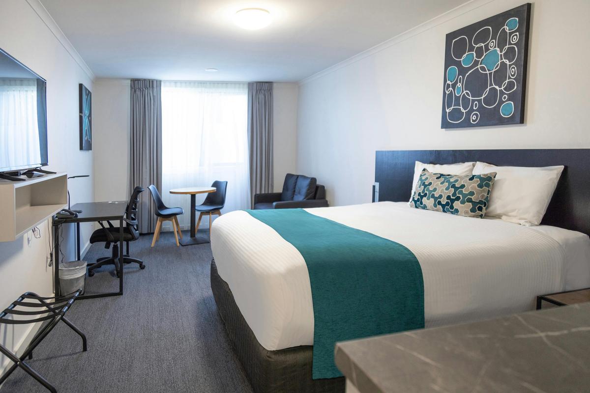 Executive Queen Room