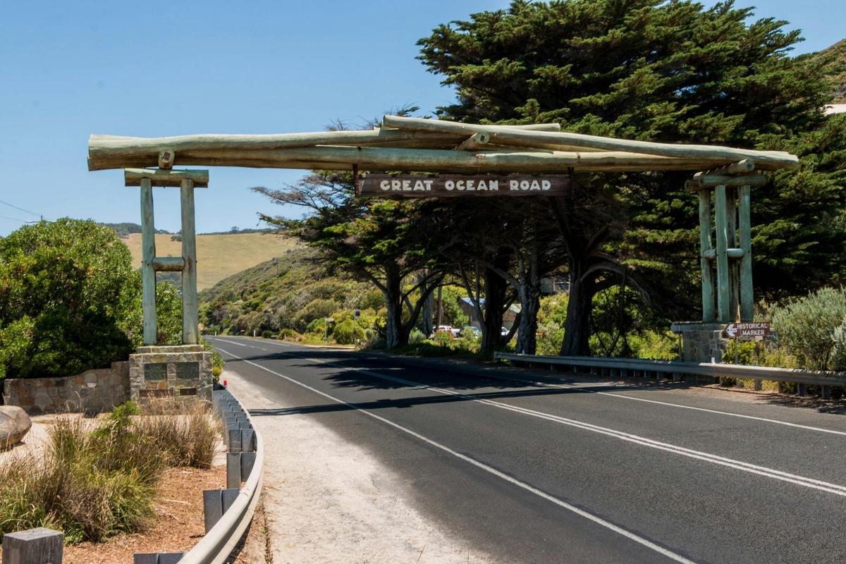 Autopia - Great Ocean Road, Historic Memorial Arch