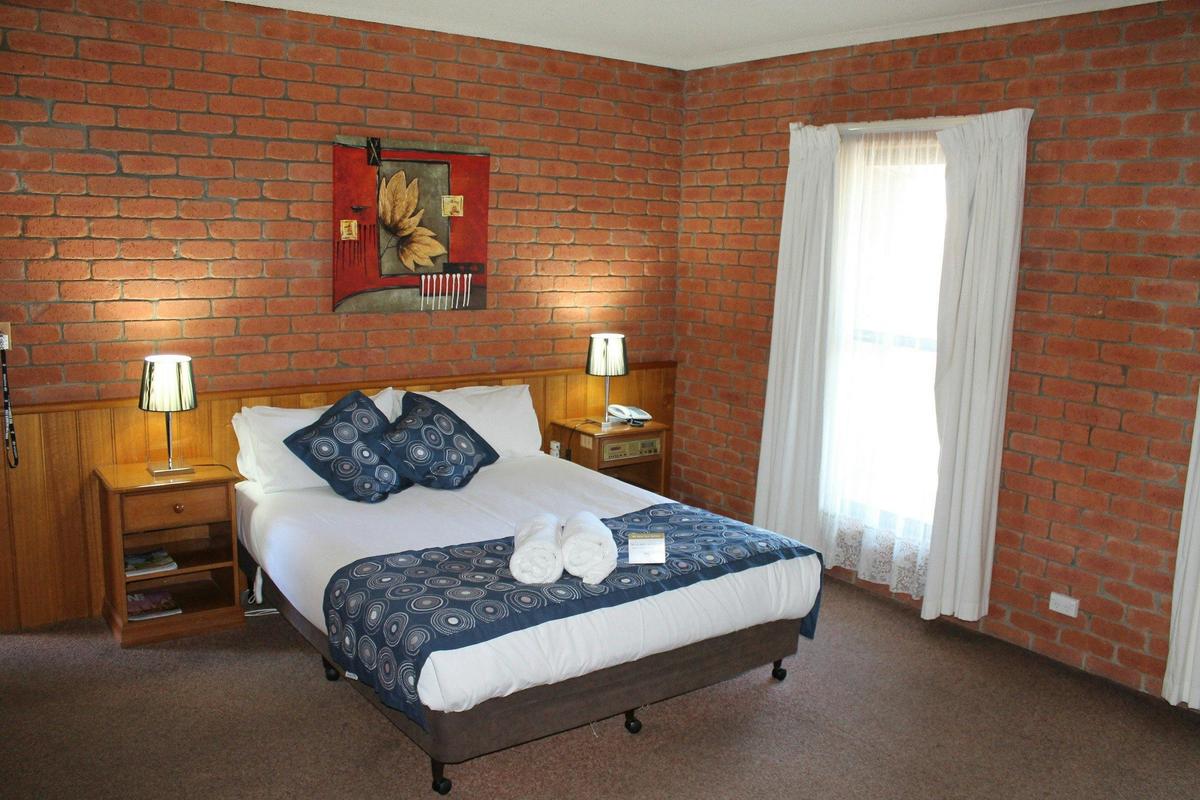 Queen Room