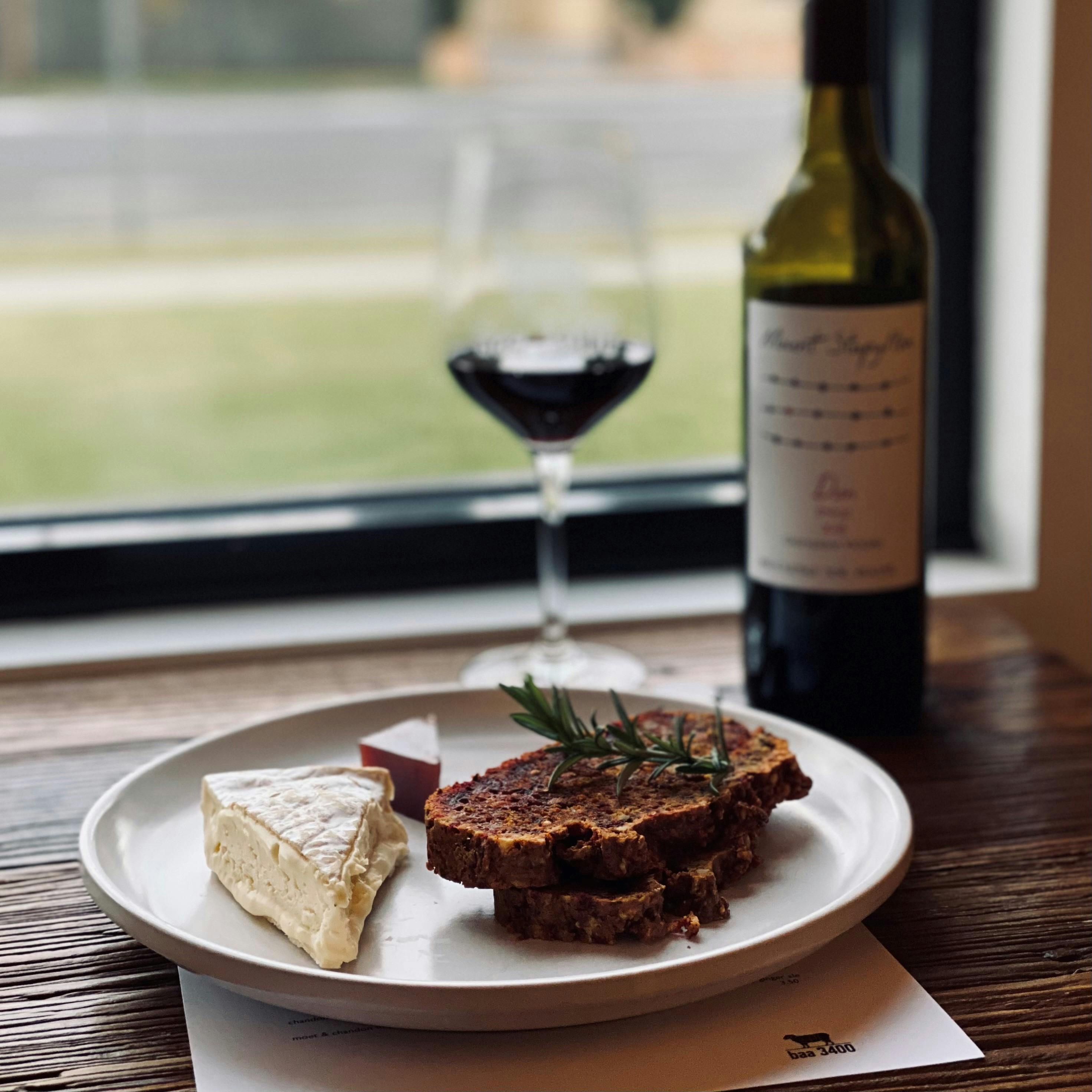 apostle whey, the grotto, cheese with beetroot and fennel bread