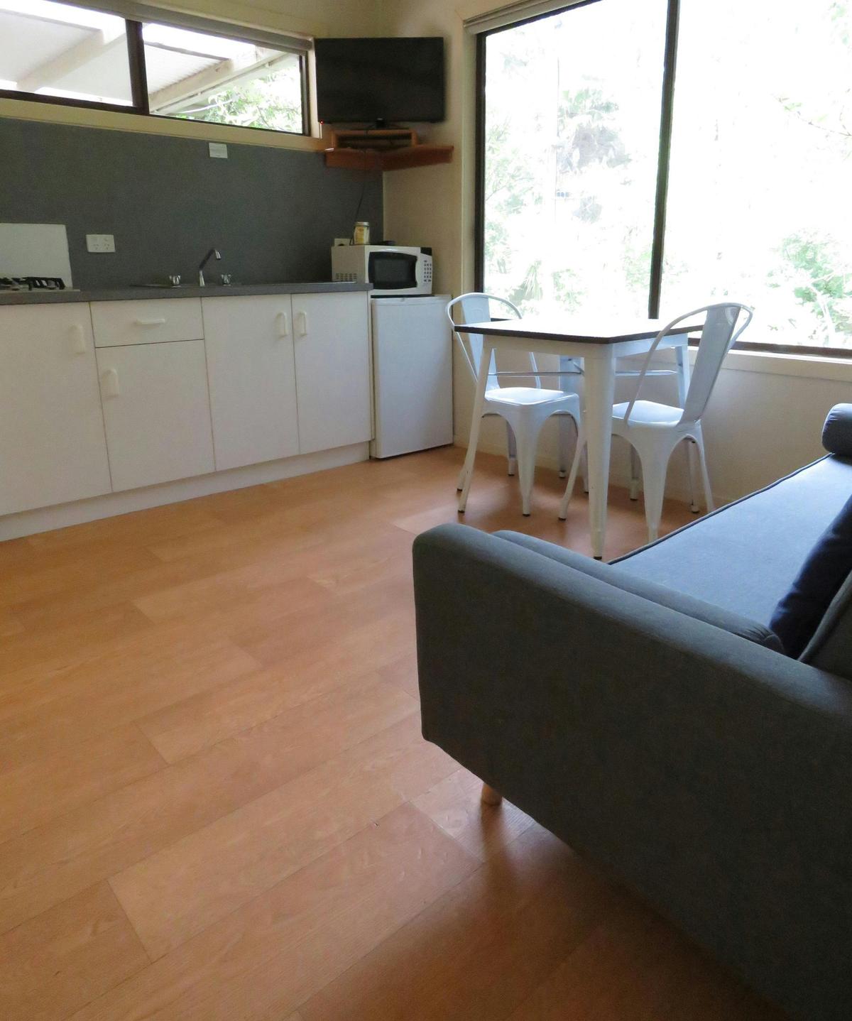 Studio 2 (pet friendly)