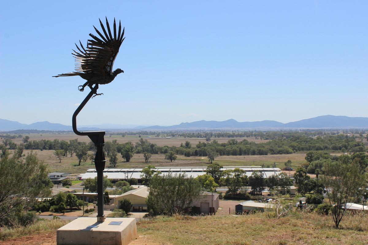 Eagle Sculpture