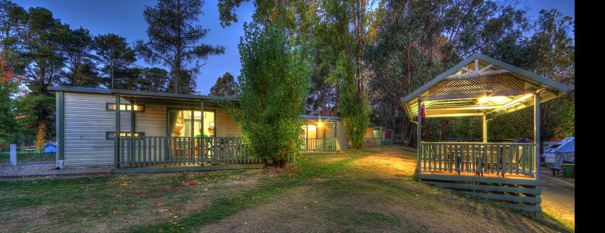 Studio cabins - external