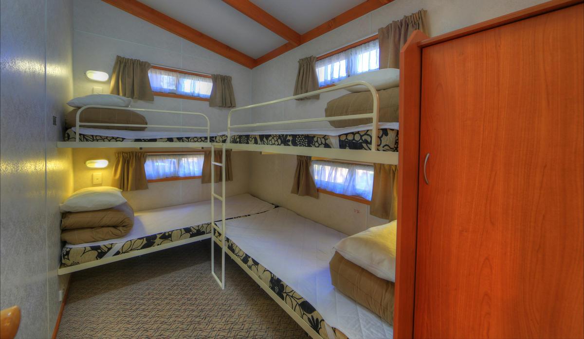 Lakeview Villa - bunk beds