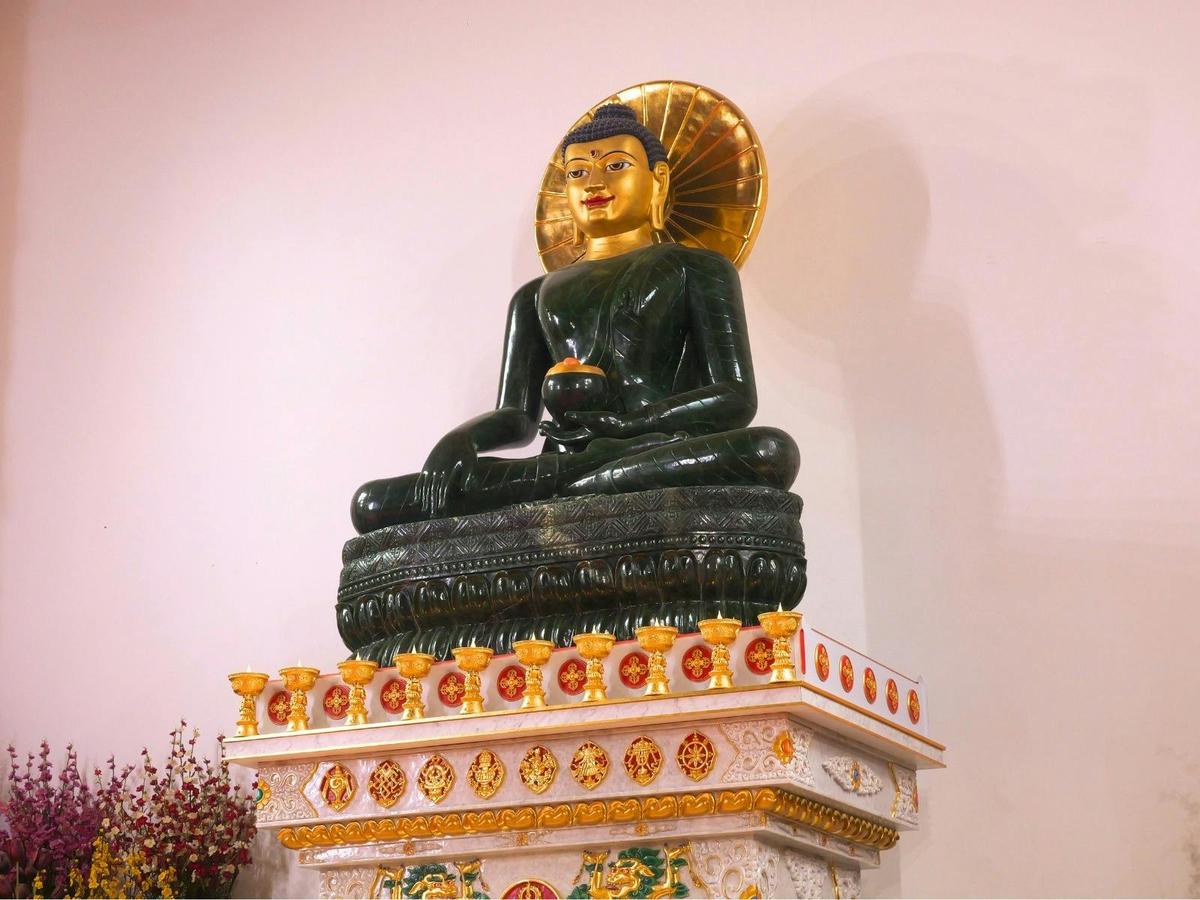 Jade Buddha Bendigo Guided Tours