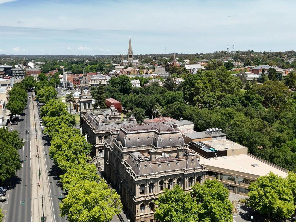Four Hats of Bendigo Progressive Fine Dining Experience