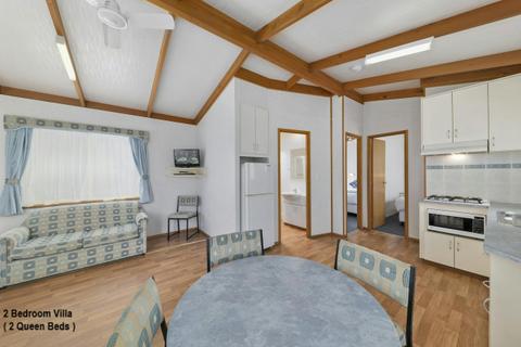 2 bedroom queen villa