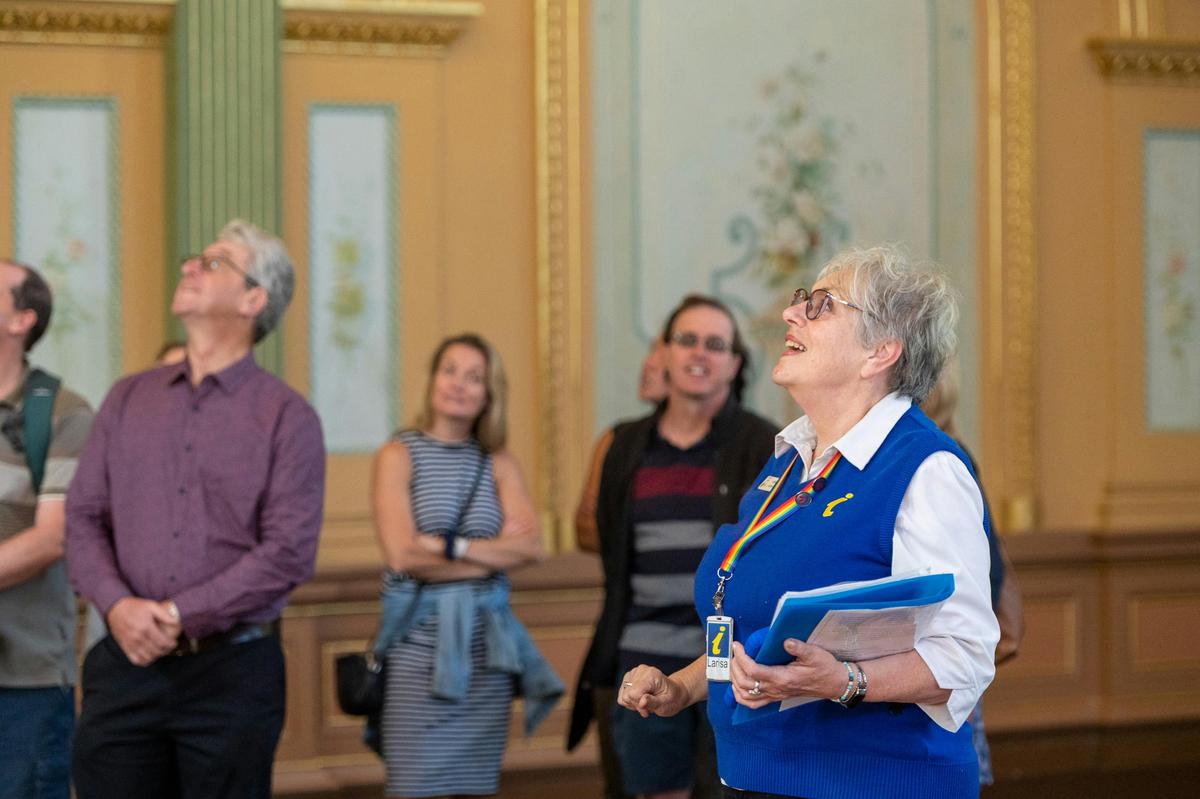 Guided tour of the Bendigo Town Hall