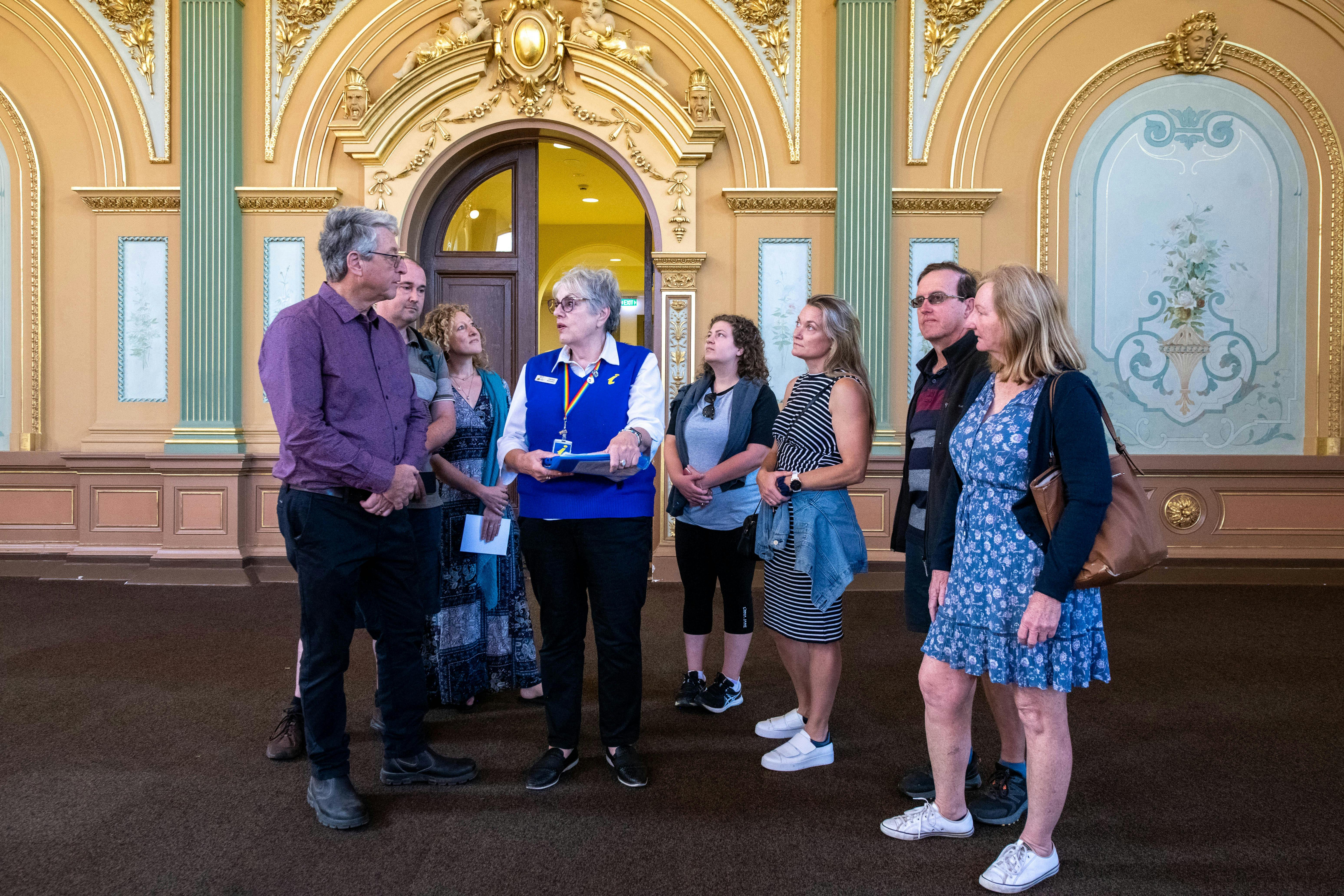 Guided tour of the Bendigo Town Hall