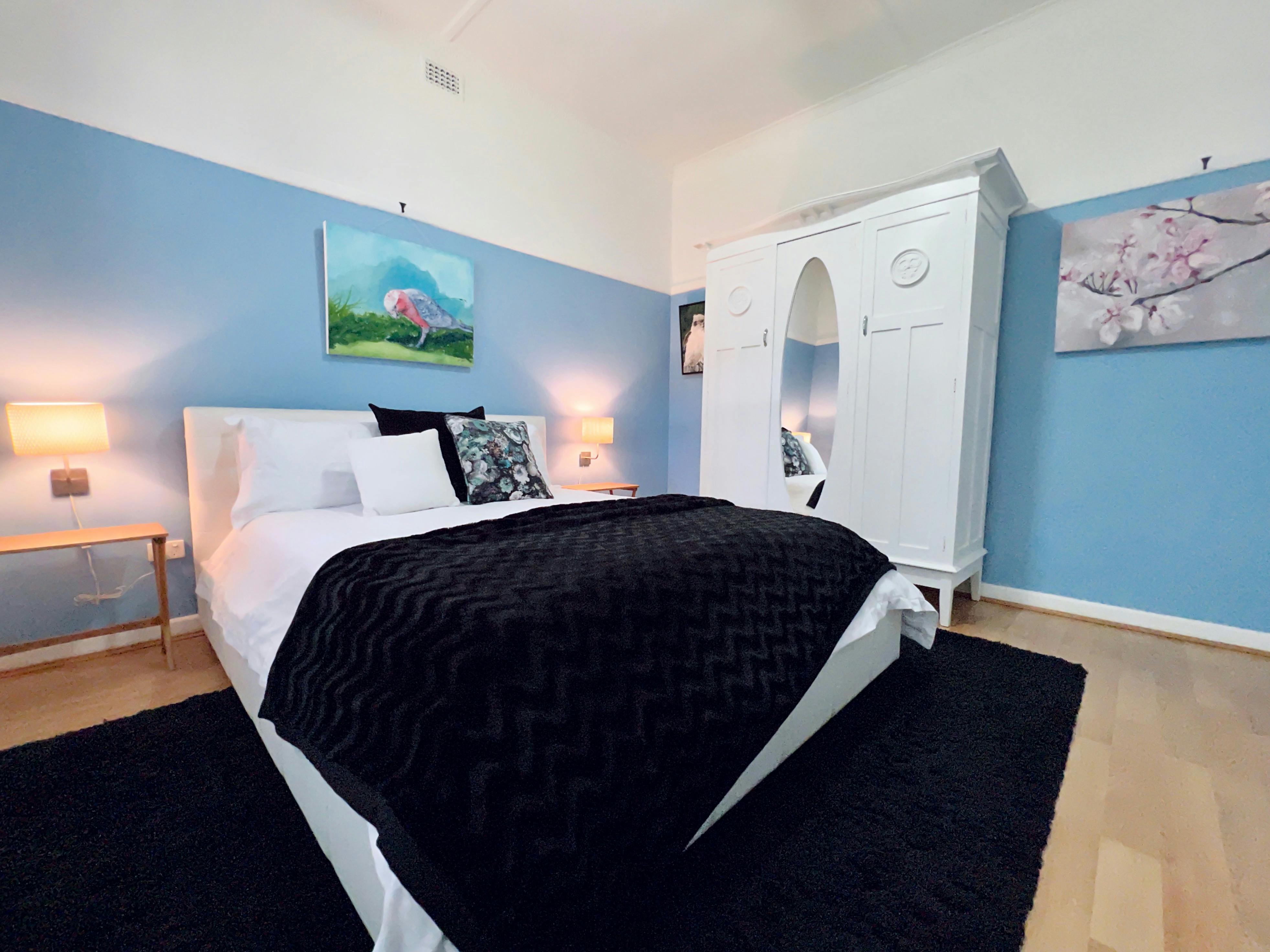 Second queen bedroom