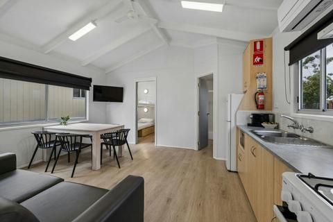 2 Bedroom Deluxe Cabin