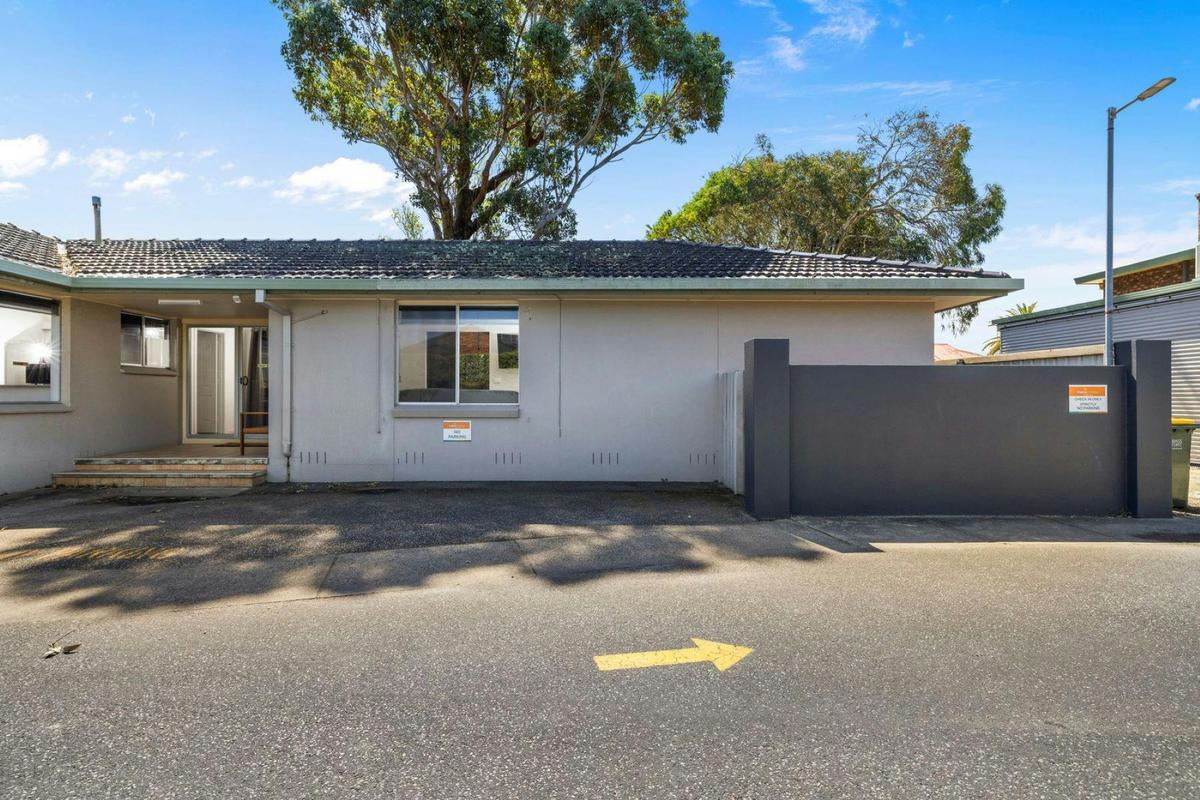 2 Bedroom Courtyard Unit