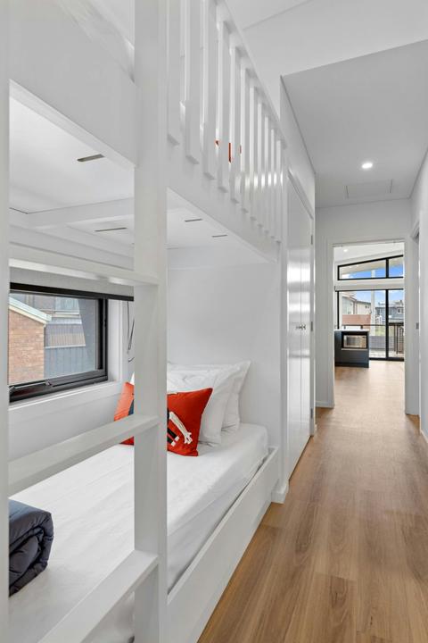 Additional bedroom