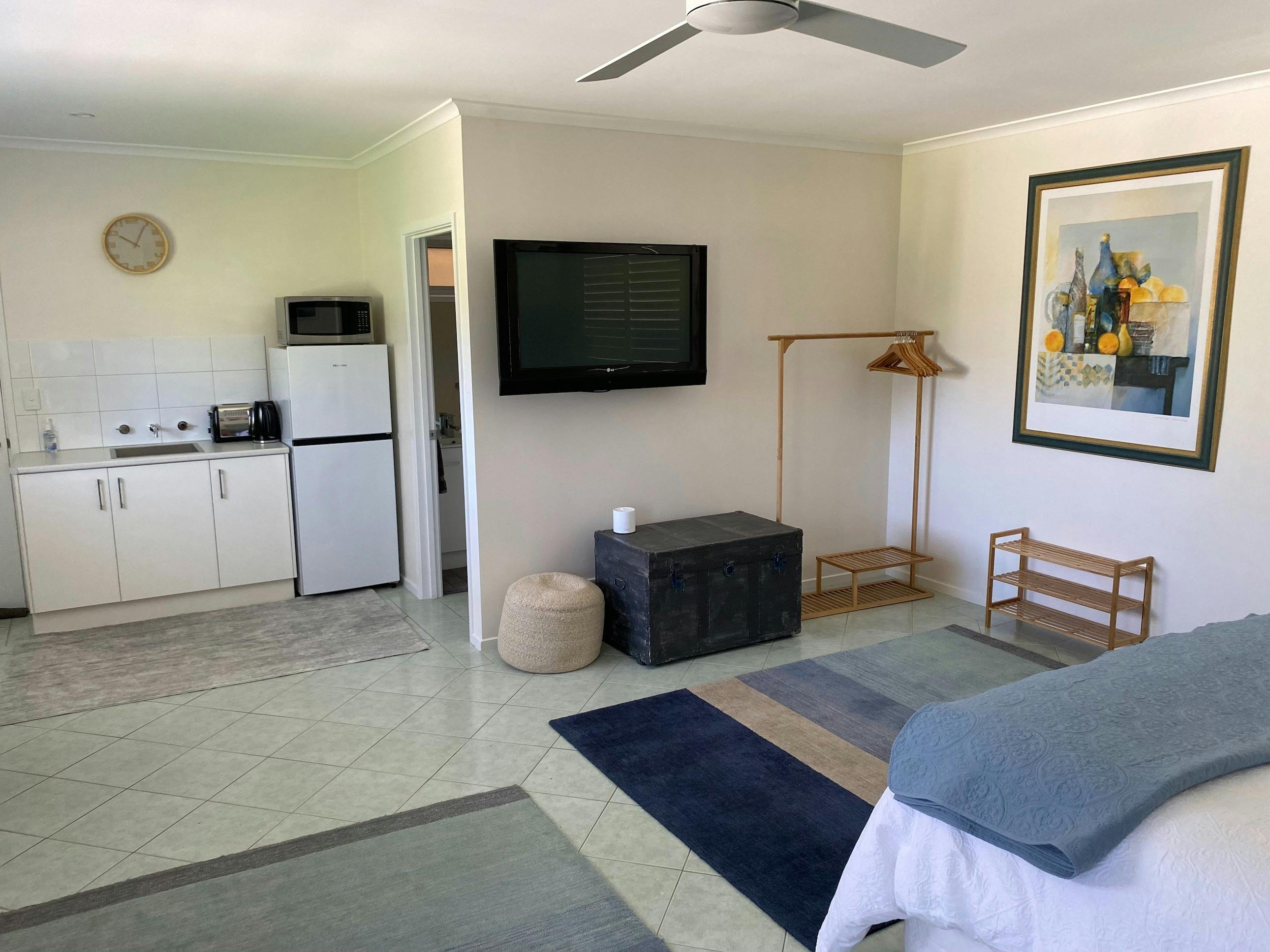 From mbed looking towards kitchenette