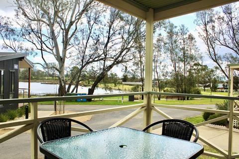 Superior Lakeview Cabin - Sleeps 4