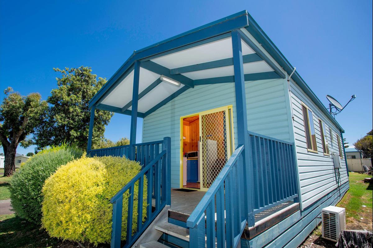 Sandpiper 2 Bedroom Cabin