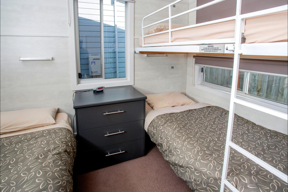 2 bedroom cabin bunk room