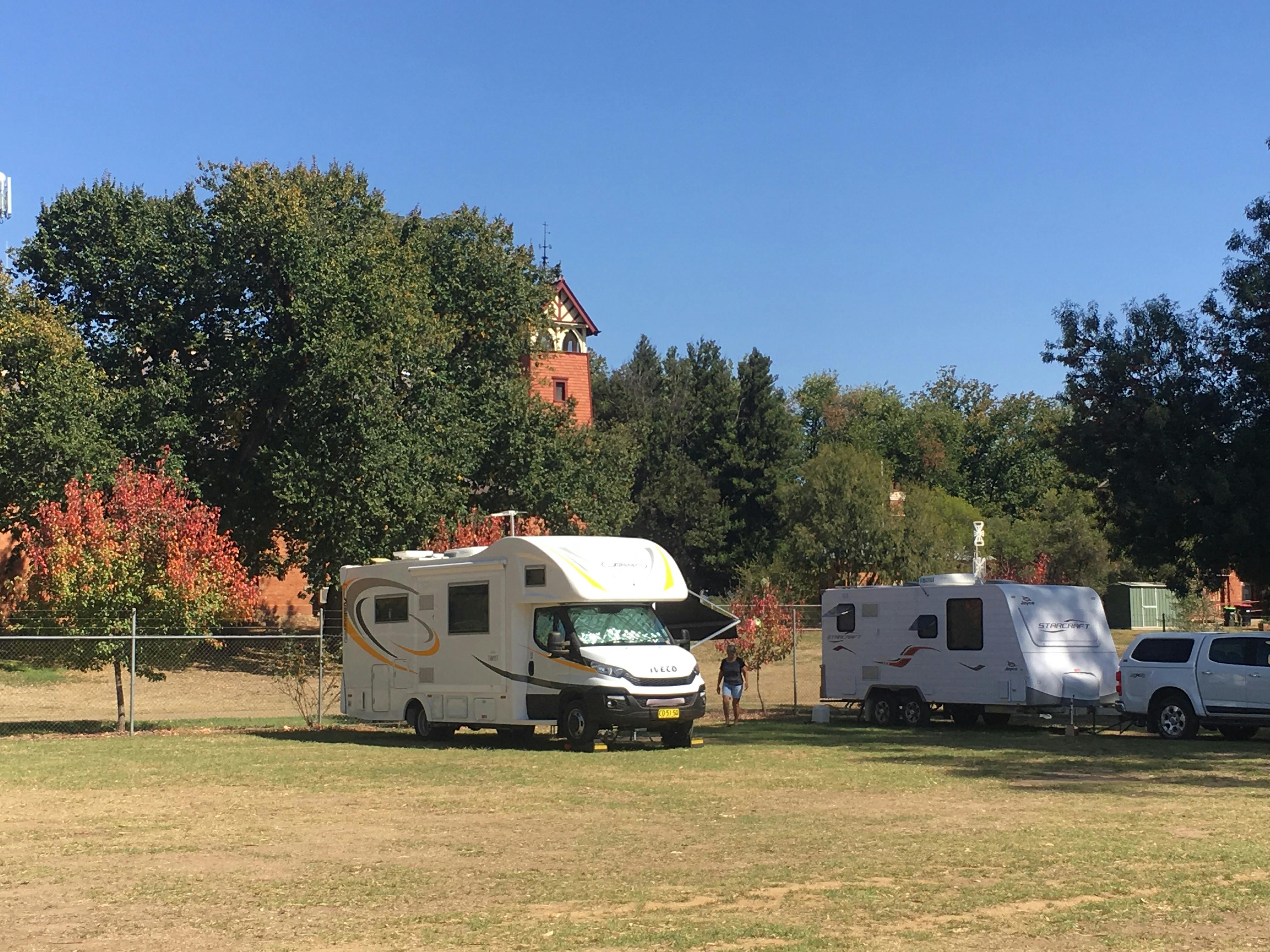 Enjoy the space at the Benalla Showgounds Caravan Park