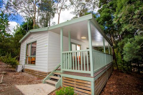 3 Bedroom Hilltop Cabin