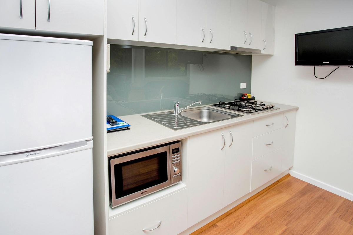 1 Bedroom Hilltop Studio