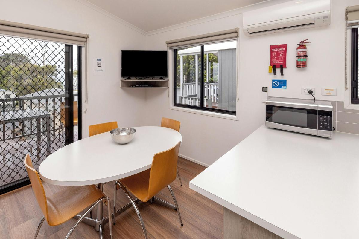 Ocean View Deluxe Cabin Dining