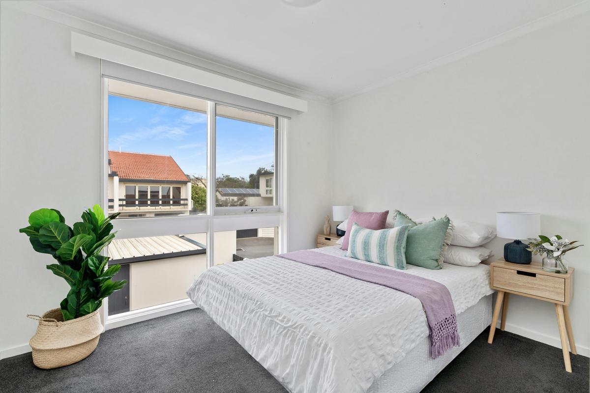 Queen Bedroom