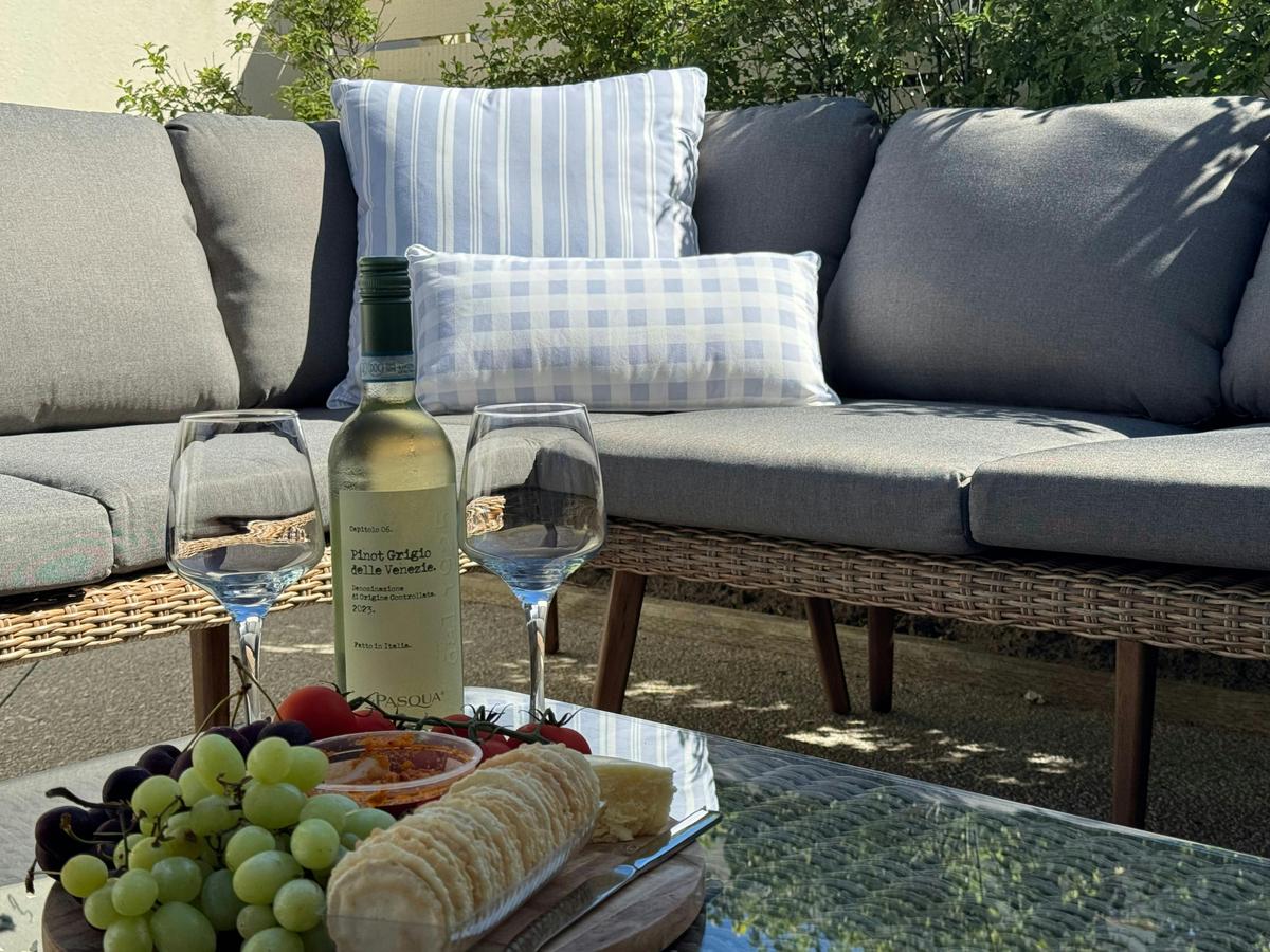 enjoy a relaxing evening in your own private courtyart